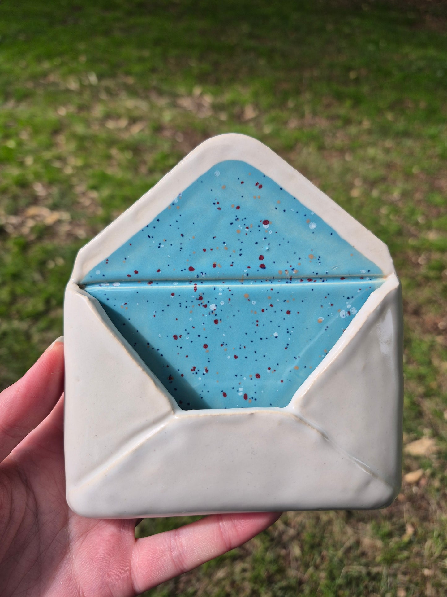 Envelop blauwe confetti